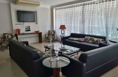 Apartamento à venda com 4 quartos sendo 1 suítes e 3 vagas de garagem