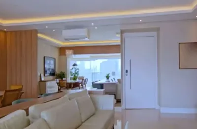 Apartamento à venda na chácara santo antônio com 3 quartos sendo 3 suítes e 3 vagas de garagem.