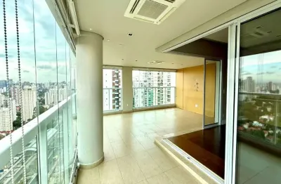 Apartamento à venda com 3 quartos sendo 3 suítes e 3 vagas de garagem