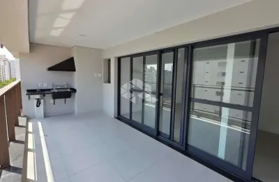 Apartamento á venda com 2 quartos sendo 2 suítes, 2 vagas, 109m²