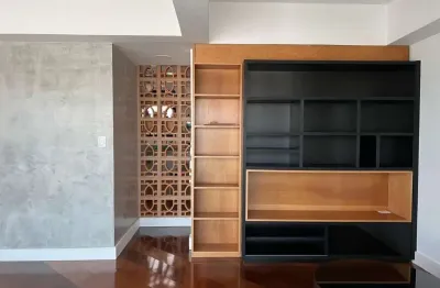 Apartamento á venda 90 m² com 2 suítes , 2 banheiros, 2 vagas de garagem .