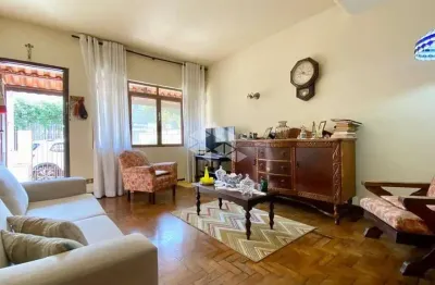 Casa com 2 quartos à venda na Rua Antônio Vieira de Medeiros, 86, Pinheiros, São Paulo