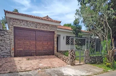 Mais que uma casa, um refúgio 3 quartos (1 suíte), 2 vagas, 371m2 - bolsão interlagos
