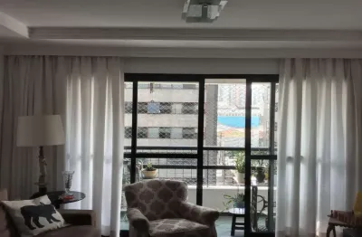 Apartamento à venda com 3 quartos sendo 1 suíte, 2 vagas de garagem e 102 m²