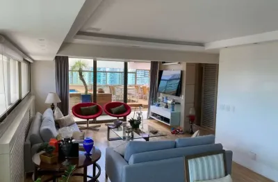 Cobertura á venda com: 3 quartos sendo 3 suítes e 4 vagas de garagem