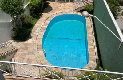 Sobrado brooklin velho 3 quartos (1suíte), 4 vagas, piscina, churrasqueira, 450m2