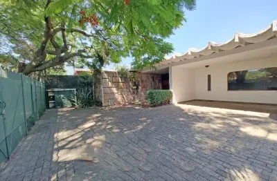 Casa térrea para criar memórias 4 quartos (2suítes), 6 vagas à venda no melhor do brooklin, são paulo, sp