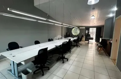 Casa a venda no brooklin com 200m2,  3 quartos e 1 vaga de garagem