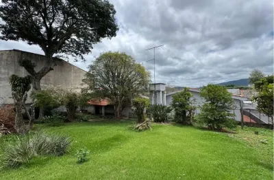 Casa para Venda em Mogi das Cruzes, Alto Ipiranga, 4 dormitórios, 1 suíte, 3 banheiros, 6 vagas