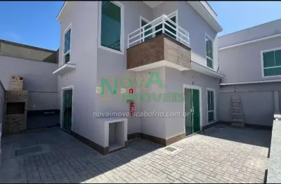 R$570.000,00 - casa em condomínio, 03 quartos s/ 01 suíte, peró - cabo frio - rj