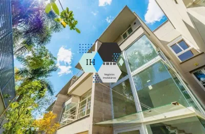 Casa no jardim cordeiro, são paulo-sp: 4 quartos, 4 suítes, 2 salas, 6 banheiros, 4 vagas, 424,76m². venda ou locação!