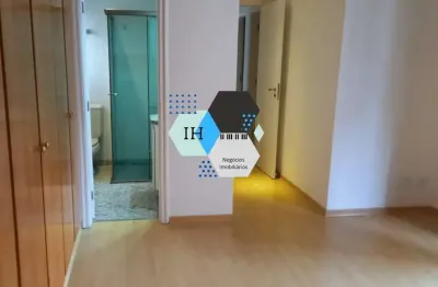 Apartamento para locação de 144m² com 4 dormitórios no itaim bibi