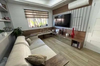 Casa em condomínio fechado com 4 quartos à venda na rua brasil, 1100, harmonia, canoas por r$ 531.000