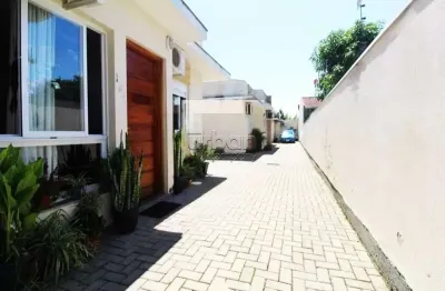Casa em condomínio fechado com 2 quartos à venda na rua protásio alves, 1004, niterói, canoas por r$ 229.000