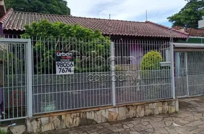 Casa em condomínio fechado com 3 quartos à venda na Rua Sepé Tiaraju, 159, Centro, Canoas por R$ 689.000