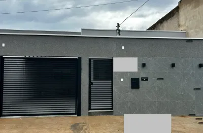 Casa com 3 quartos à venda na Avenida Brasil, 3041, JK I, Governador Valadares