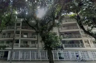 E aqui num dos pontos mais nobres de copa, rua henrique oswaldo excelente cond. 99m2 , 3 quartos