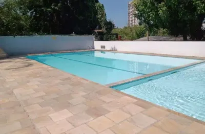 Apartamento a venda com 2 quartos no edifício solar das laranjeiras, com total infraestrutura.