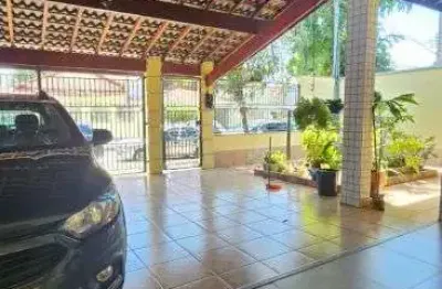 Casa com 3 quartos à venda na Rua Barra Velha, 1, Jardim Satélite, São José dos Campos