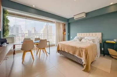 Imóvel moderno e confortável a poucos passos do metrô liberdade