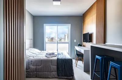 Lindo studio no mercês! alto padrão! perto de tudo o que você precisa!