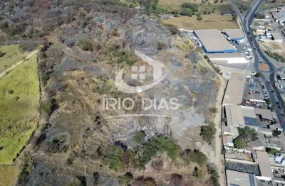 Terreno à venda na Rua São João Nepomuceno, 3000, Universitário, Sete Lagoas