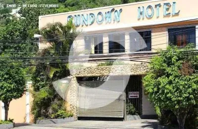 Terreno comercial à venda na Avenida Prefeito Sylvio Picanço, 881, Charitas, Niterói