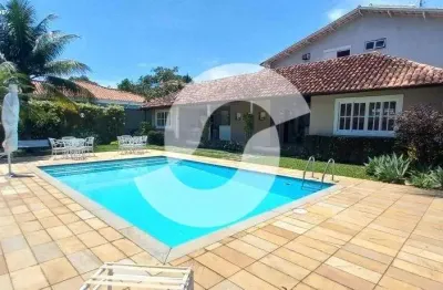 Casa alto padrão para venda em niterói, badu, 4 dormitórios, 2 suítes, 2 banheiros, 5 vagas