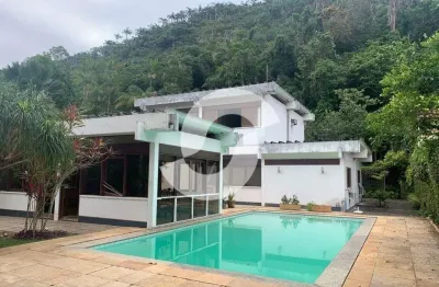 Casa alto padrão para venda em niterói, itacoatiara, 5 dormitórios, 4 suítes, 1 banheiro, 2 vagas