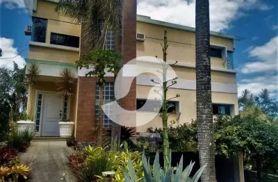 Casa alto padrão para venda em niterói, piratininga, 4 dormitórios, 4 suítes, 6 banheiros, 4 vagas