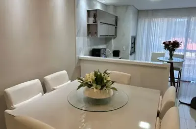 Um apartamento de altíssimo padrão, pronto para morar, com excelente localização e acabamento impecável em indaial no bairro dos estados.