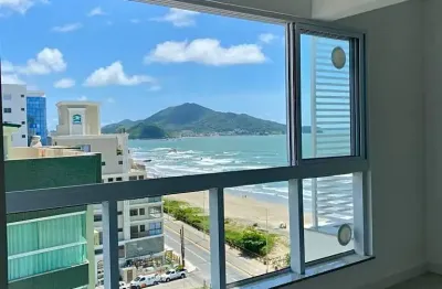 Viva a poucos passos do mar em uma das regiões mais valorizadas de Navegantes!