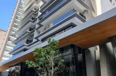 Apartamento a venda na enseada do suá com fino acabamento e três vagas de garagens