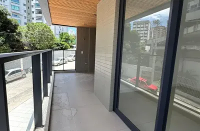 3 quartos com varanda gourmet e duas vagas de garagens a venda em vitória