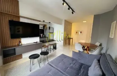 Apartamento mobiliado para locação com 01 dormitório na região de moema em são paulo, à 750 metros da estação moema!