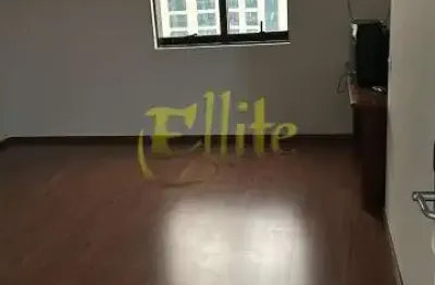 Flat em moema, sem mobília com serviços! próximo das estações eucaliptos e moema linha lilás!