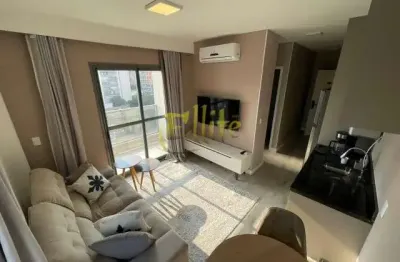 Excelente apto para comprar ou morar, totalmente mobilado prox ao shopping ibirapuera e estação eucaliptos!