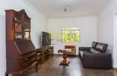 Apresentamos com 2 quartos espaçosos, perfeitos para acomodar toda a sua família com conforto e privacidade.