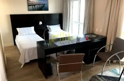 Flat para locação e venda em perdizes, com vista para o pacaembu e bate sol da manhã!