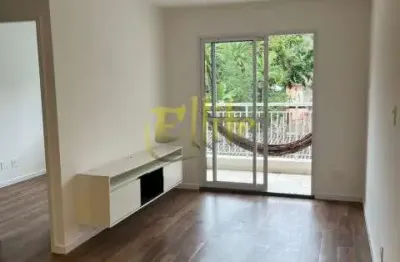 Apartamento sem mobília com 02 dormitórios para locação no bairro chácara santo antônio em são paulo!