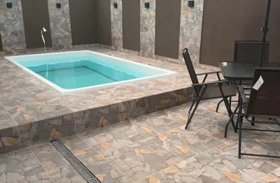 Casa com 2 quartos para alugar na Rua Clevelândia , 99, Figueira, Guaratuba