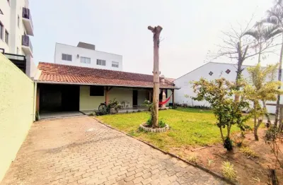 Casa com 3 quartos à venda no Centro, Navegantes 