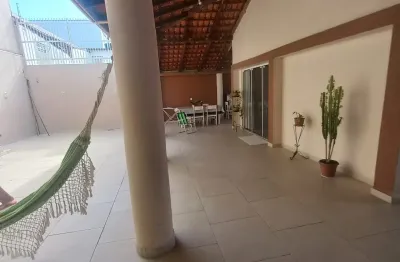 Casa com 3 dormitórios a venda no centro de navegantes sc a venda