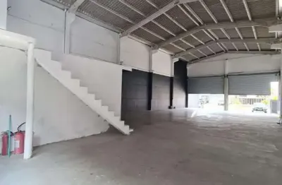 Galpão na av. pres. kennedy - bal. flórida! 330,00m²
