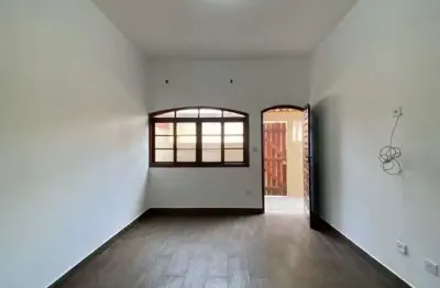 Casa com 2 quartos para alugar na Tupi, Praia Grande 