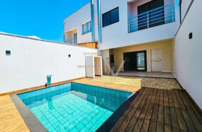 Casa com 3 quartos à venda no Centro, Penha 