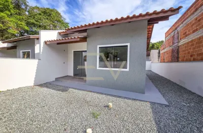 Casa Amplo Terreno com 2 dormitórios na Quinta dos Açorianos