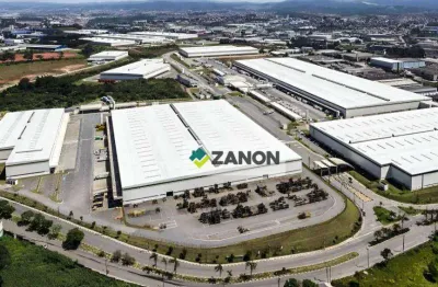 Barracão / Galpão / Depósito com 2 salas para alugar na Avenida Júlia Gaiolli, Água Chata, Guarulhos