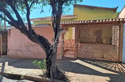 Casa com 3 quartos à venda na Rua Manoel Quintal, 240, Jardim Tamoio, Araraquara