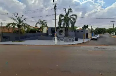 Sala comercial para alugar na Rua Walter Rodrigues Mourão, 681, Jardim Aranga, Araraquara
